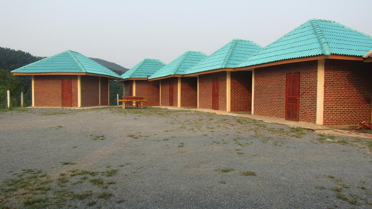 Chomdoy Bungalow & Restaurant Luang Namtha Eksteriør bilde